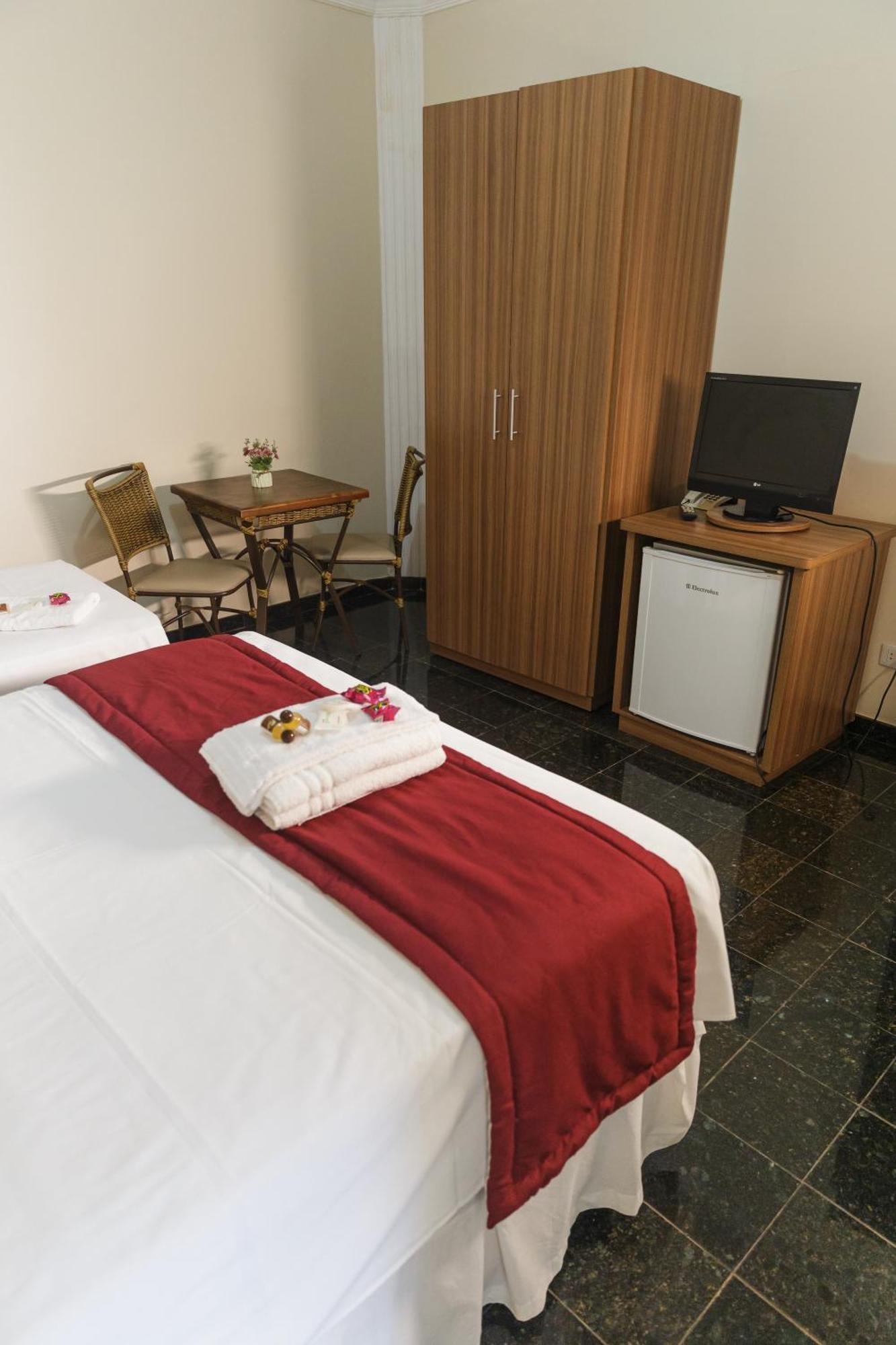 Village Golden Hotel Jales Kültér fotó
